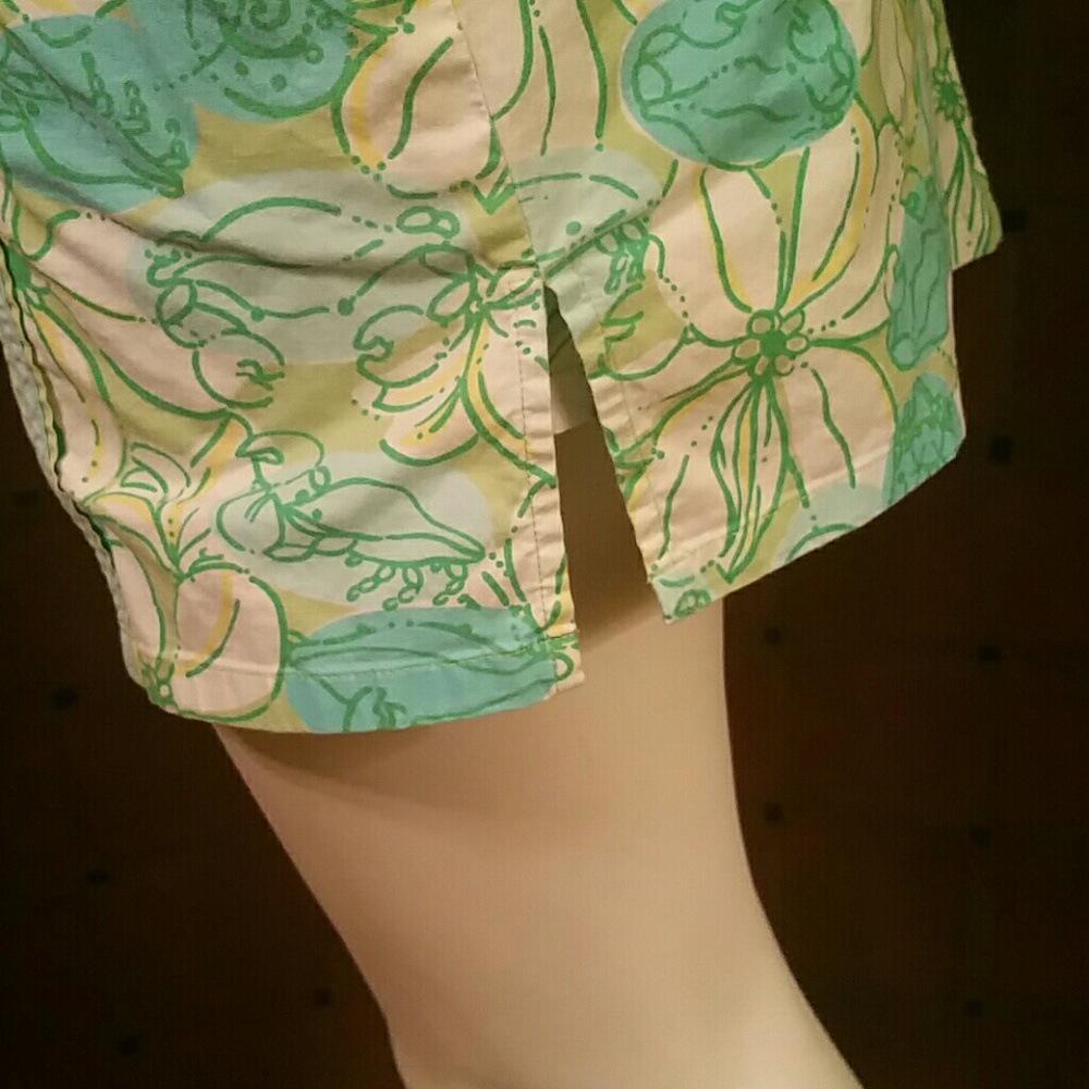 Lilly pulitzer skort - Picture 3 of 4